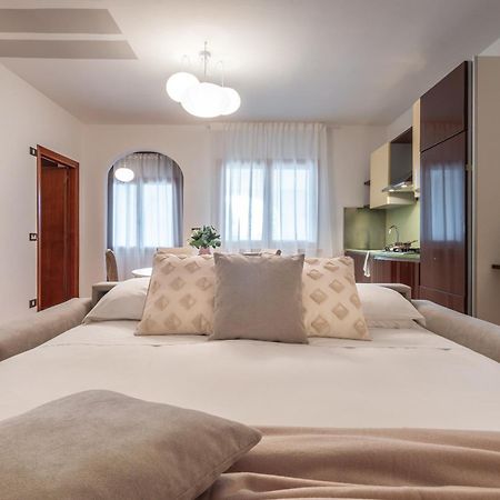 Villa Flora بيرودجا المظهر الخارجي الصورة
