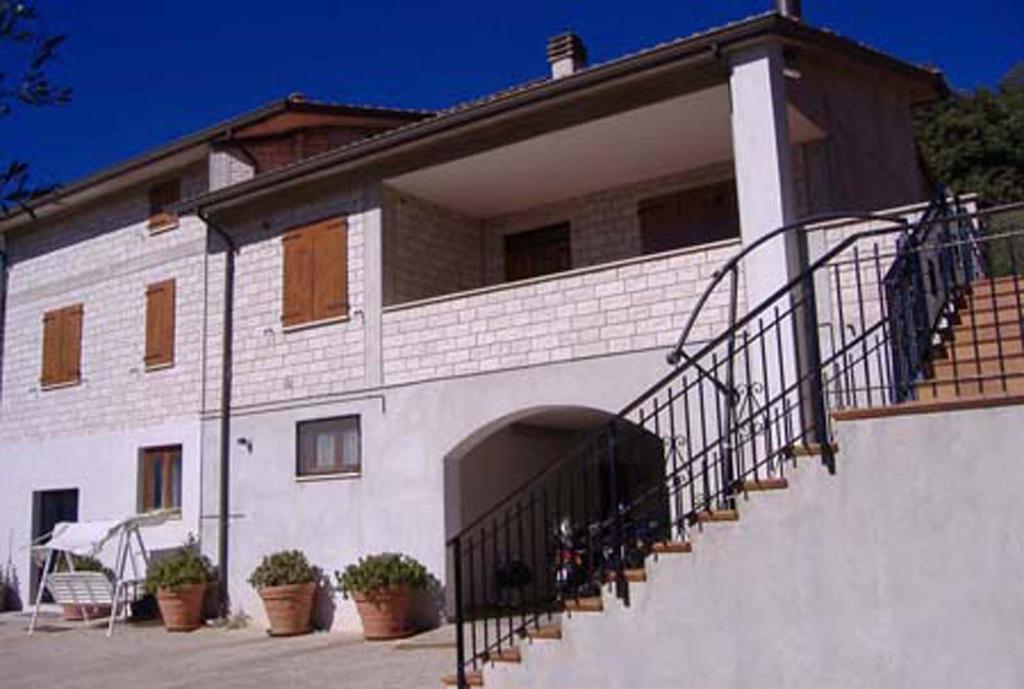 Villa Flora بيرودجا المظهر الخارجي الصورة